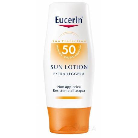 Eucerin Sun Lotion Extra Leggera Light Protezione Solare SPF 30 per Pelle Normale e Mista