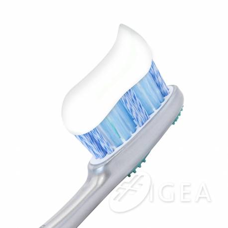 Compra Dentifricio Professional Extra Fresh Oral-B (75ml) a un prezzo  conveniente