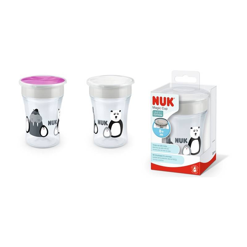 La NUK Magic Cup consente ai bambini più piccoli di bere in autonimia.