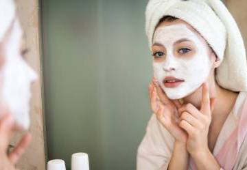 Guida alla beauty routine per acne