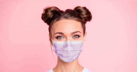 Maskne: come combattere l’acne da mascherina